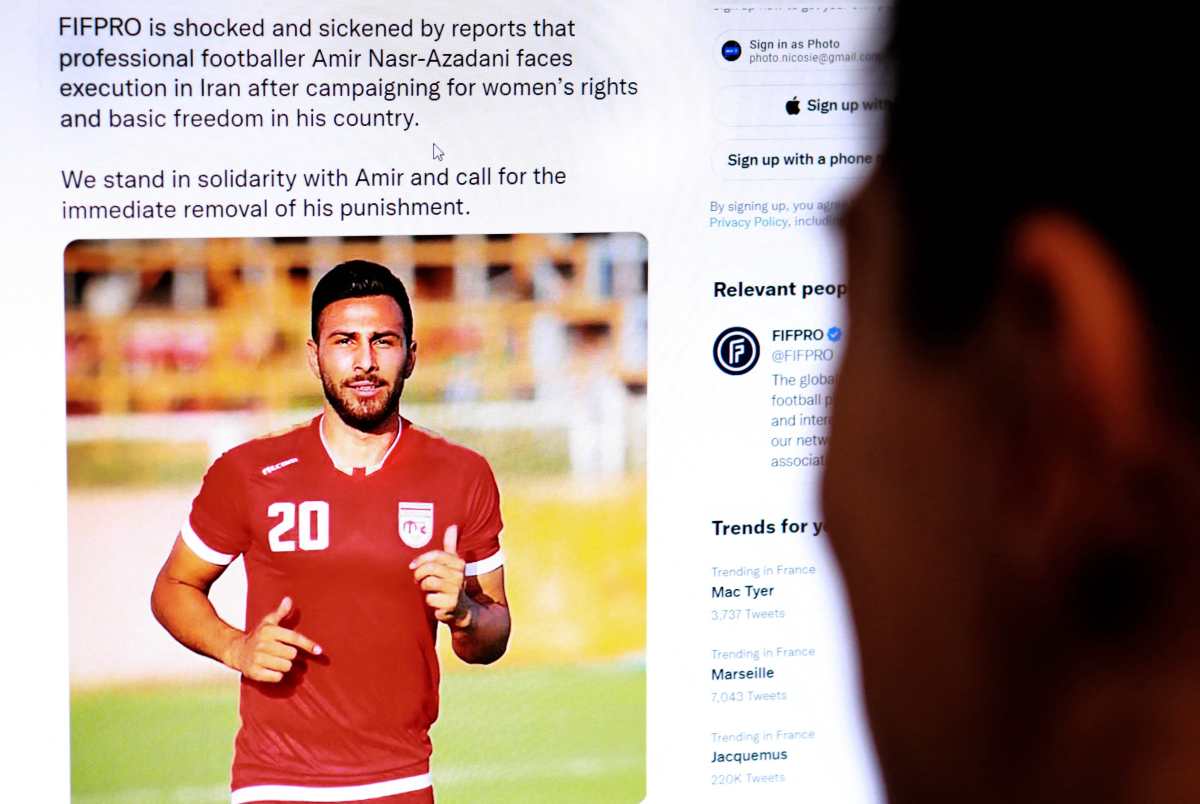 El régimen de Irán condenó a muerte al futbolista Amir Nasr-Azadani y así reaccionó la Federación Internacional de Asociaciones de Futbolistas Profesionales