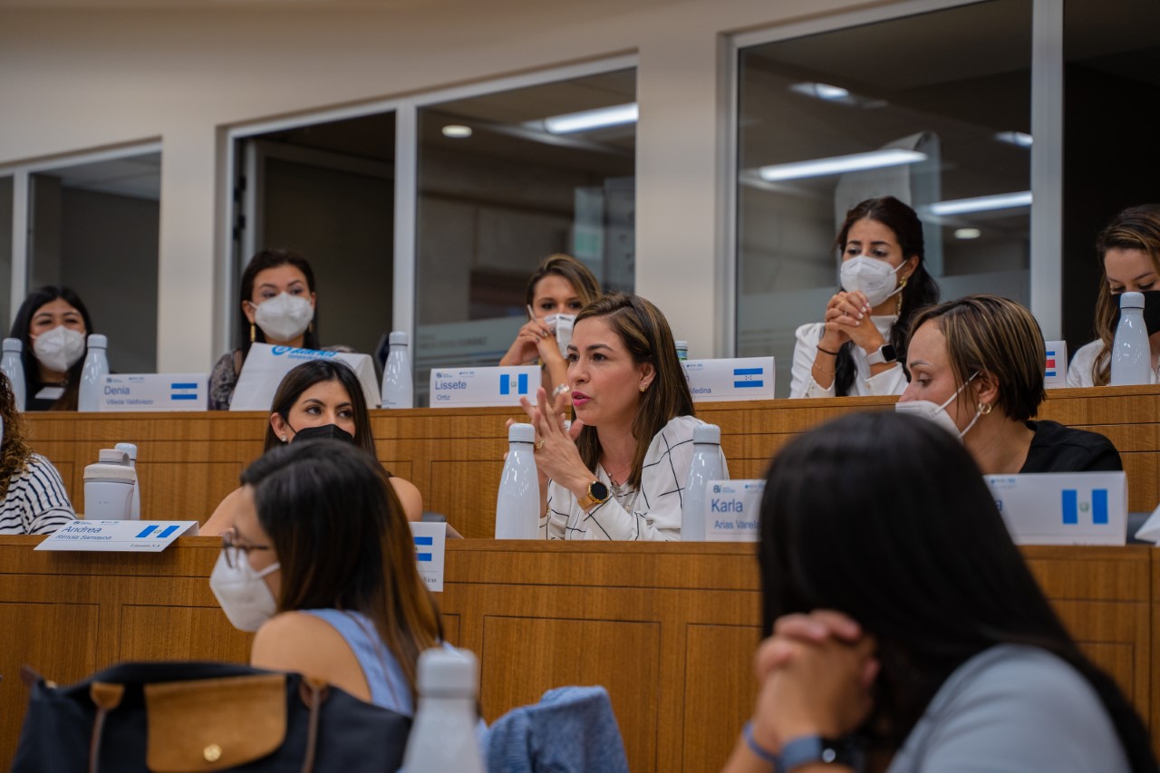 El Instituto Centroamericano de Administración de Empresas (INCAE) invita a las empresarias guatemaltecas a optar a las becas del programa Empresarias Progresando. (Foto Prensa Libre: cortesía INCAE).