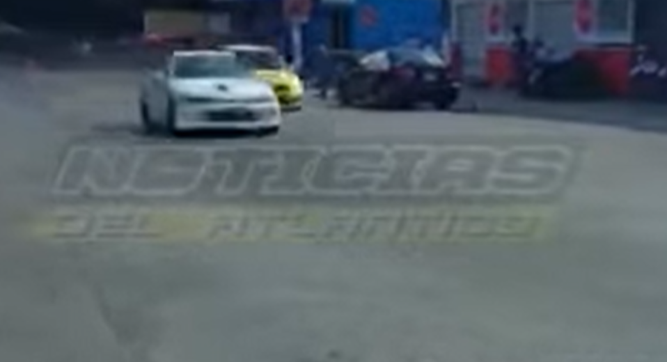 Video: Competencia de vehículos en feria de Guastatoya termina en accidente de tránsito
