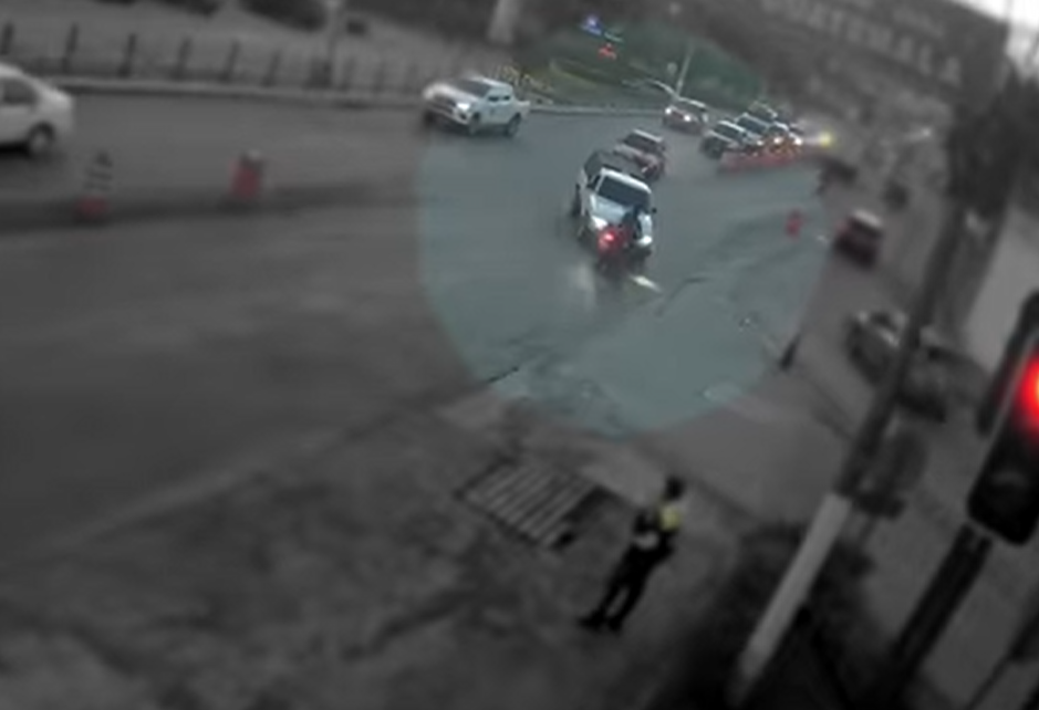 Colisiones y vehículos contra la vía: Video muestra cómo se han registrado accidentes de tránsito en Cobán