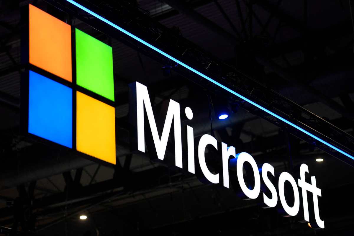 Microsoft sufre caída a nivel mundial, incluidos sus servicios Teams y Outlook