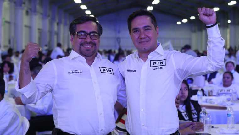 Luis Antonio Lam Padilla y Otto René Marroquín Ochoa fueron proclamados como el binomio presidencial del Partido de Integración Nacional (PIN). (Foto Prensa Libre: Roberto López).