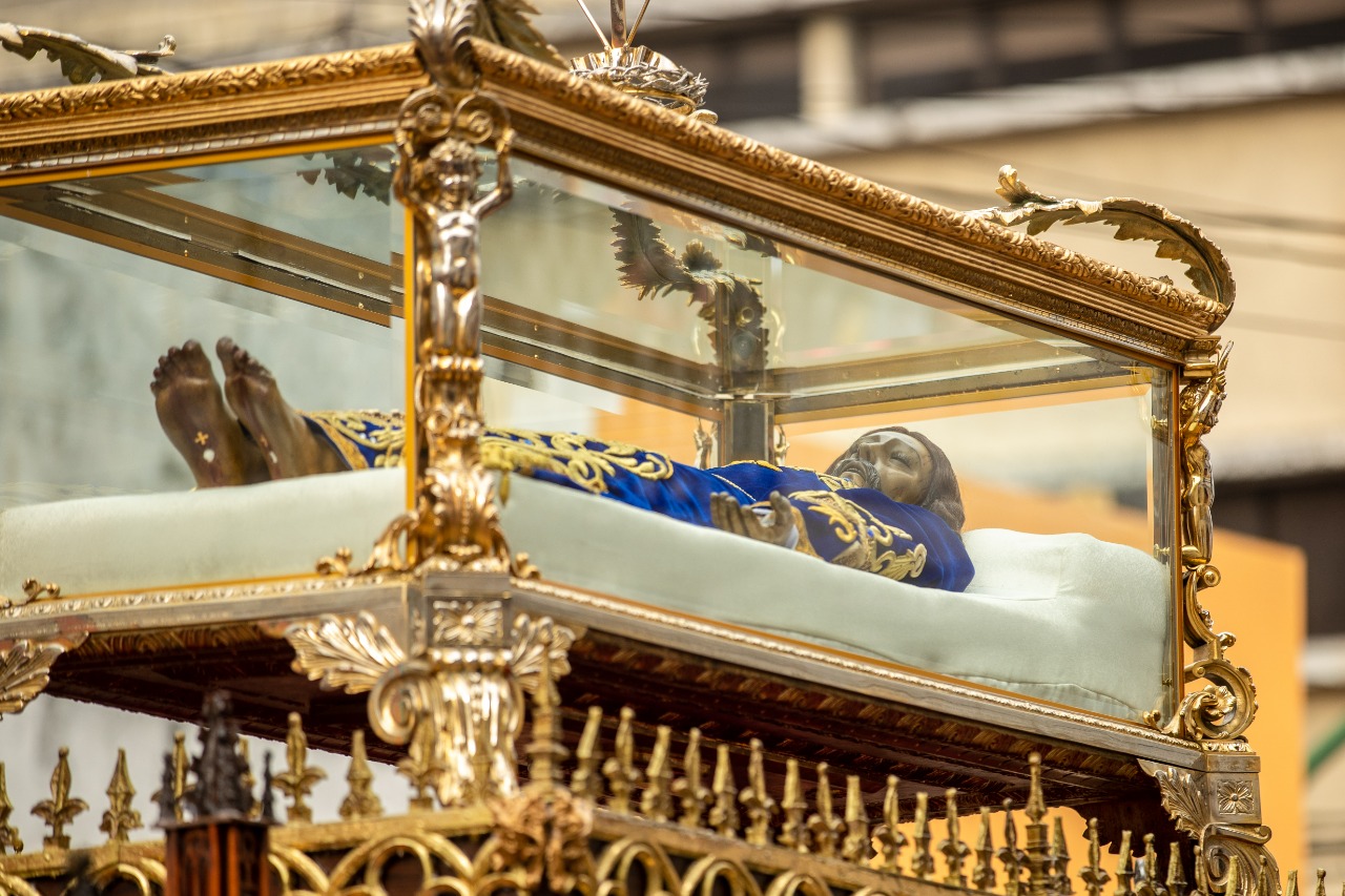 La Hermandad se prepara para el 50 aniversario de consagración del Señor Sepultado, Cristo del Amor del Templo de Santo Domingo. (Foto Prensa Libre: Juan Diego González) 
