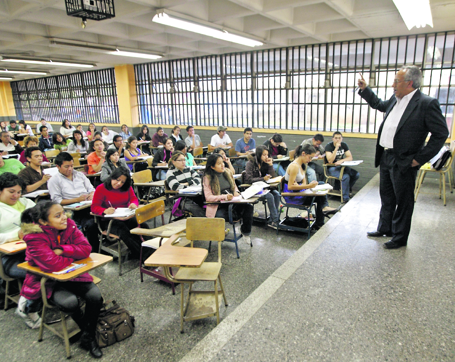 La matricula estudiantil se incrementó del 2019 al 2021, sin embargo, se evidencia un descenso en el 2022. (Foto Prensa Libre: Hemeroteca PL)