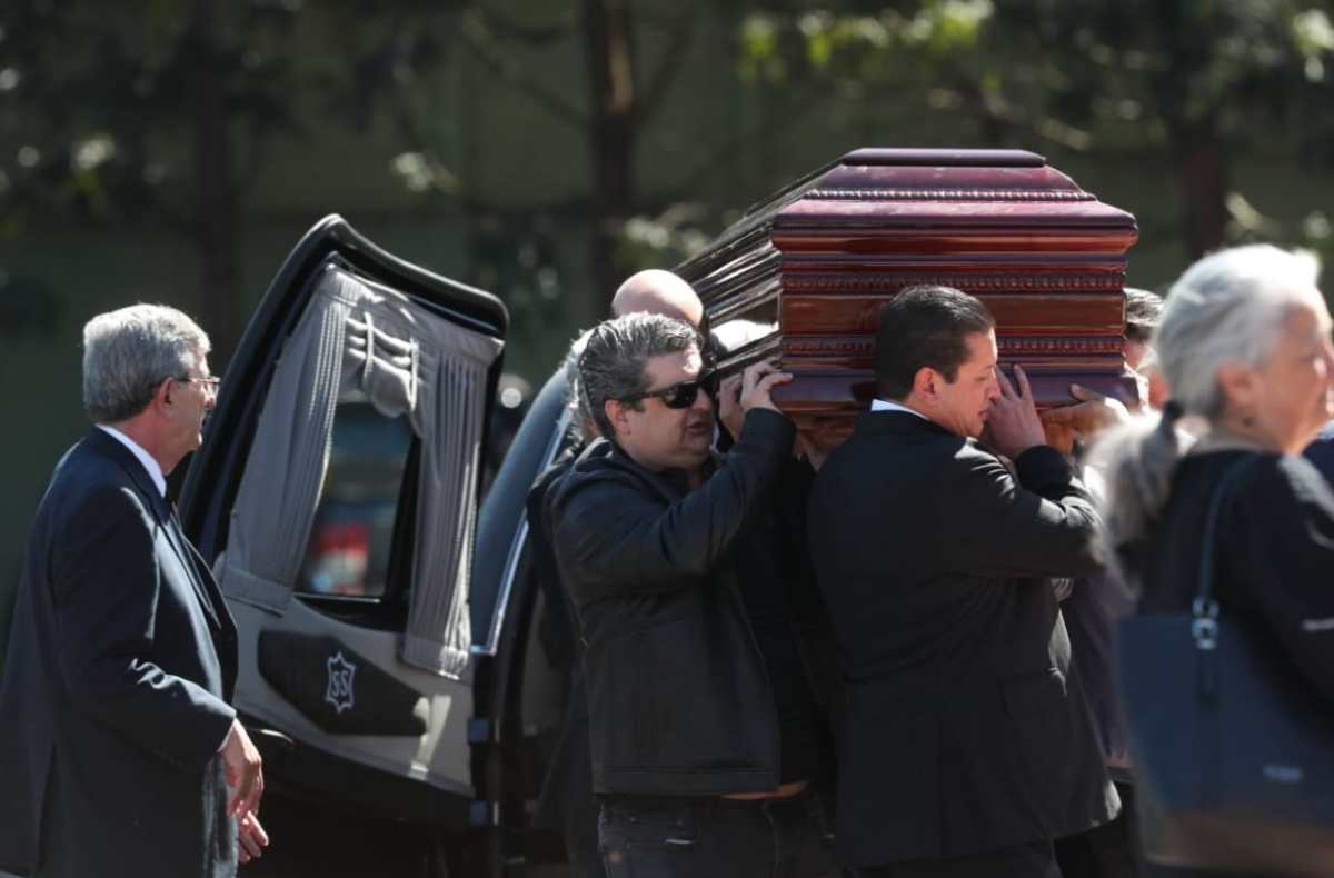 Familiares y amigos de Álvaro Colom dan detalles de la causa de muerte y por qué no hubo funeral de Estado