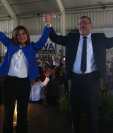 Karin Herrera y Bernardo Arévalo son la dupla que  compite por la presidencia de Guatemala, por el Movimiento Semilla. (Foto Prensa Libre: María José Bonilla) 