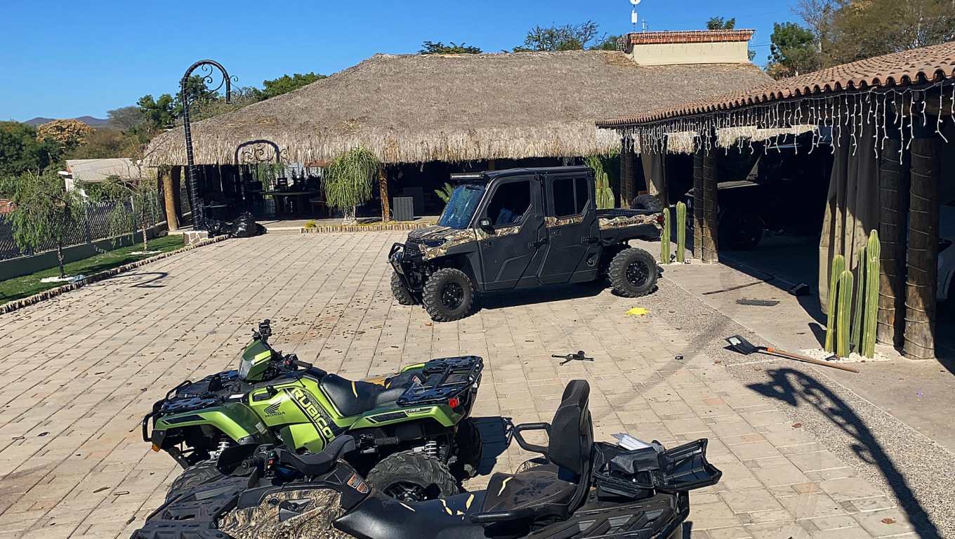 Casa donde capturaron a hijo del Chapo Guzmán en México quedó destrozada