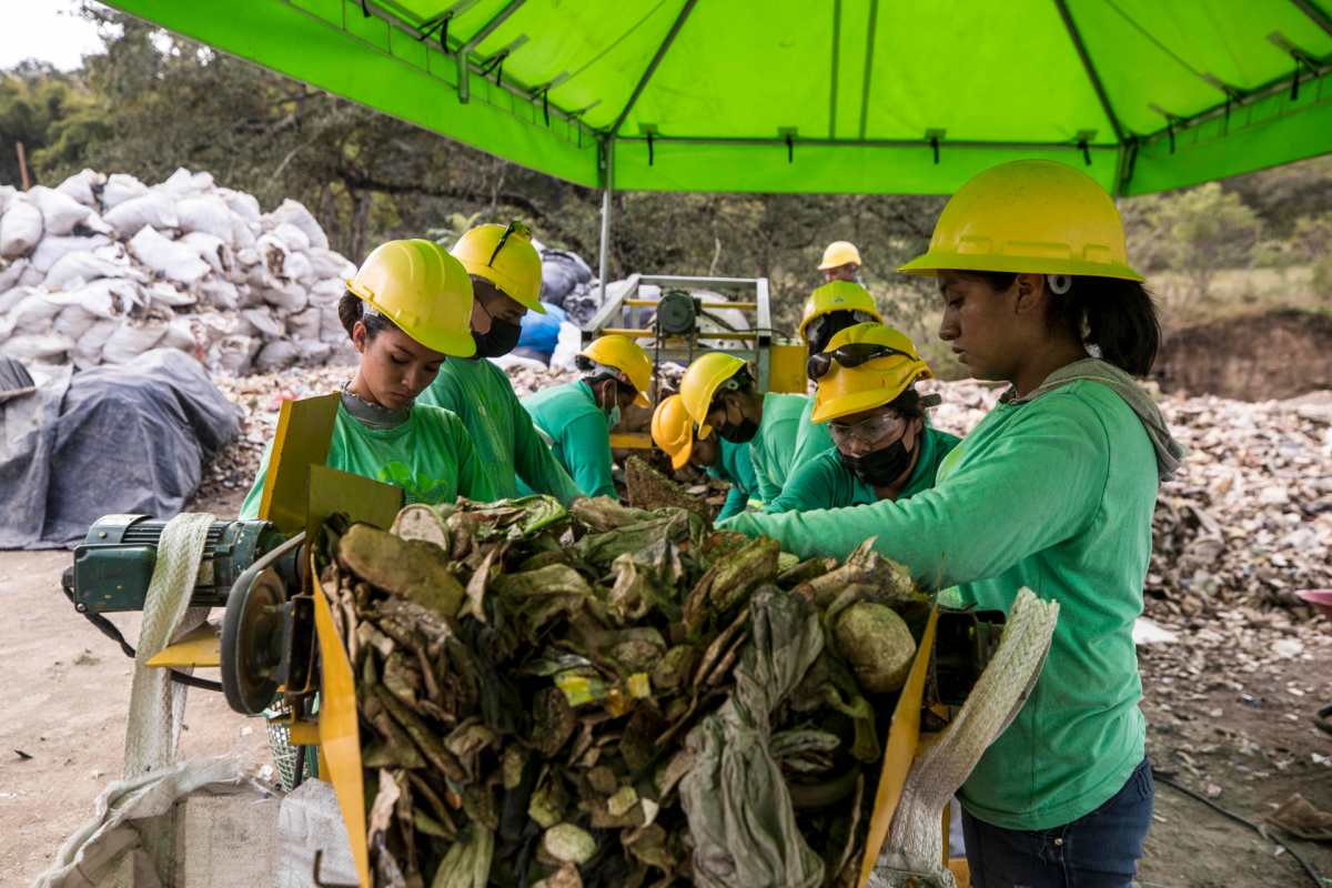 Proyecto social recuperó 300 toneladas de residuos en río de Guatemala