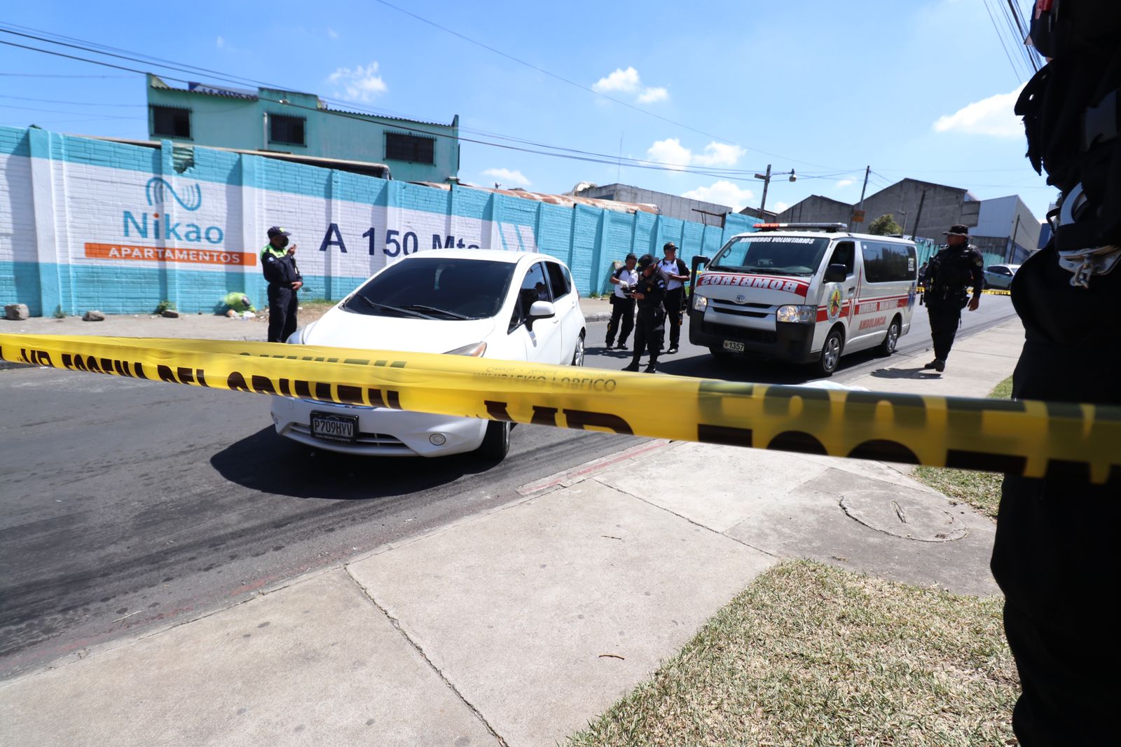 Los hechos de violencia no dan tregua en Guatemala, donde en las últimas horas han sido asesinadas seis personas. (Foto Prensa Libre: Bomberos Voluntarios)