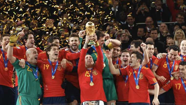 Ramos se consagró campeón del mundo con España en el Mundial de Sudáfrica 2010. (Foto Prensa Libre: FB Sergio Ramos)