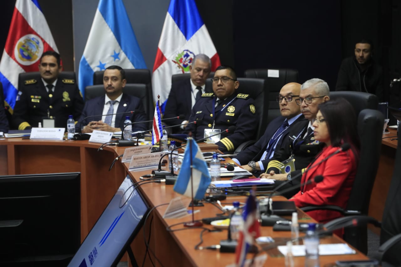 Los ministros de seguridad de la región se reunieron este jueves 2 de febrero en Ciudad de Guatemala. (Foto Prensa Libre: María José Bonilla)