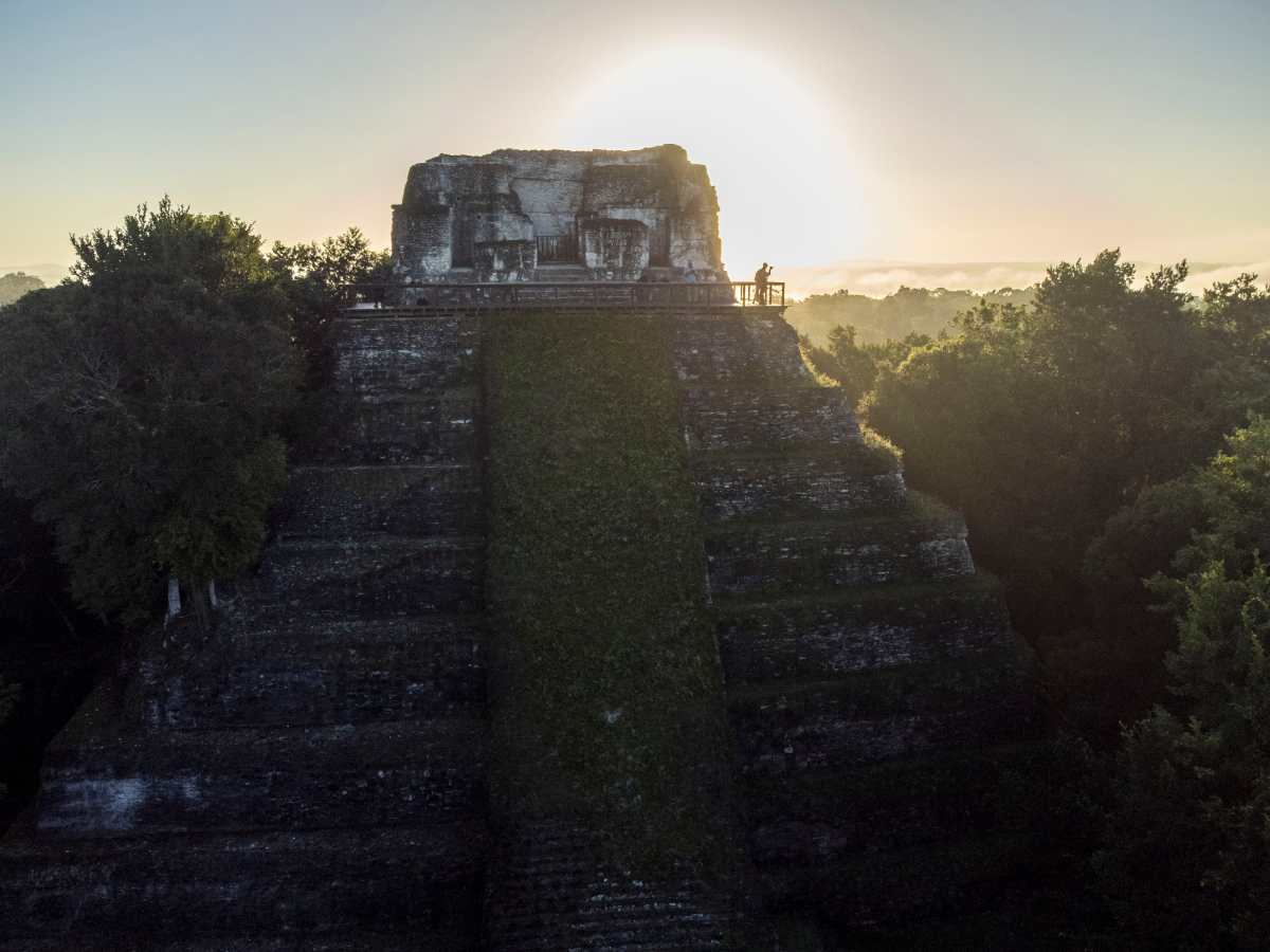 Comunidades de Guatemala protegen sitios arqueológicos con el ecoturismo