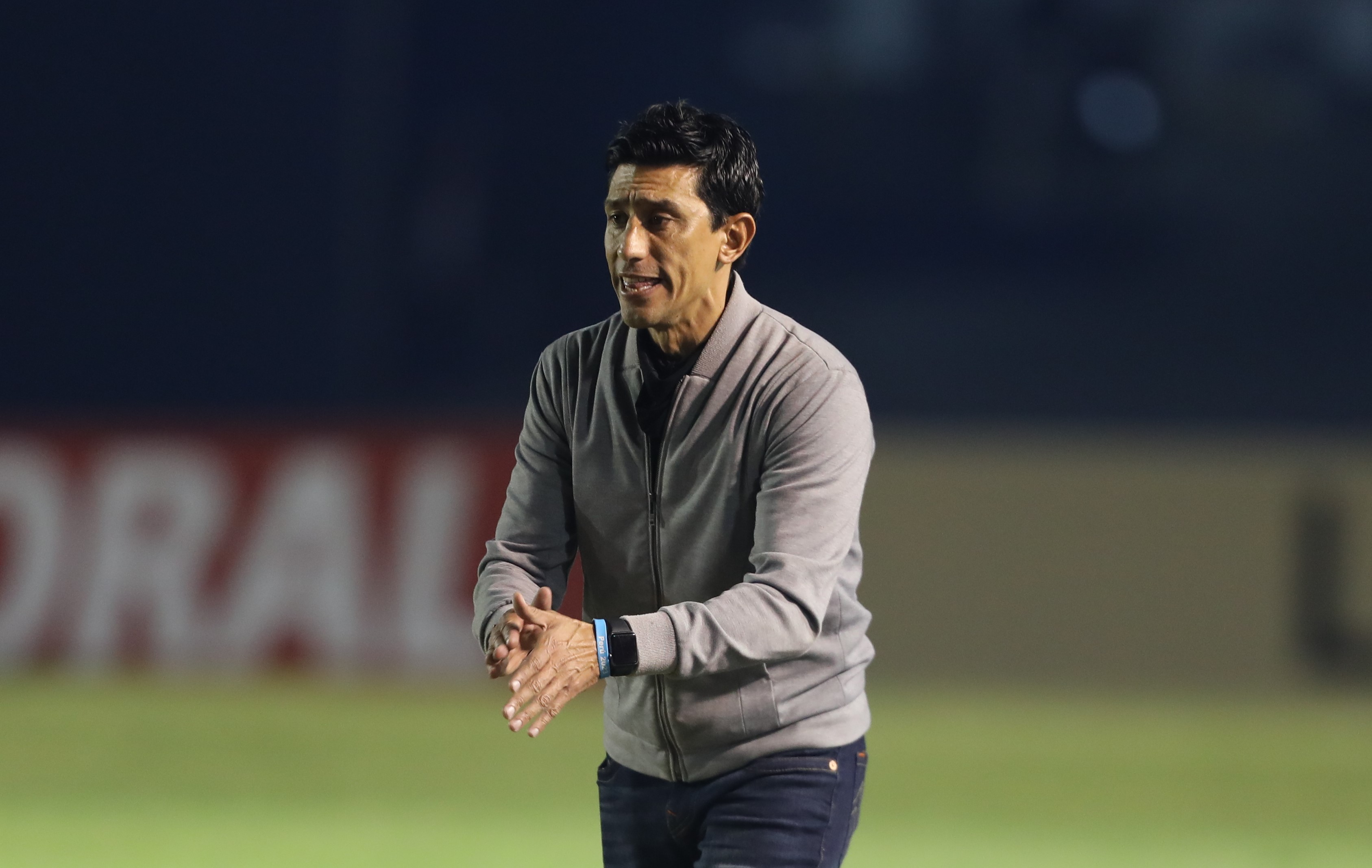 El entrenador mexicano destacó la entrega de sus jugadores en el juego ante Estados Unidos. (Foto Prensa Libre: Douglas Suruy Franco)