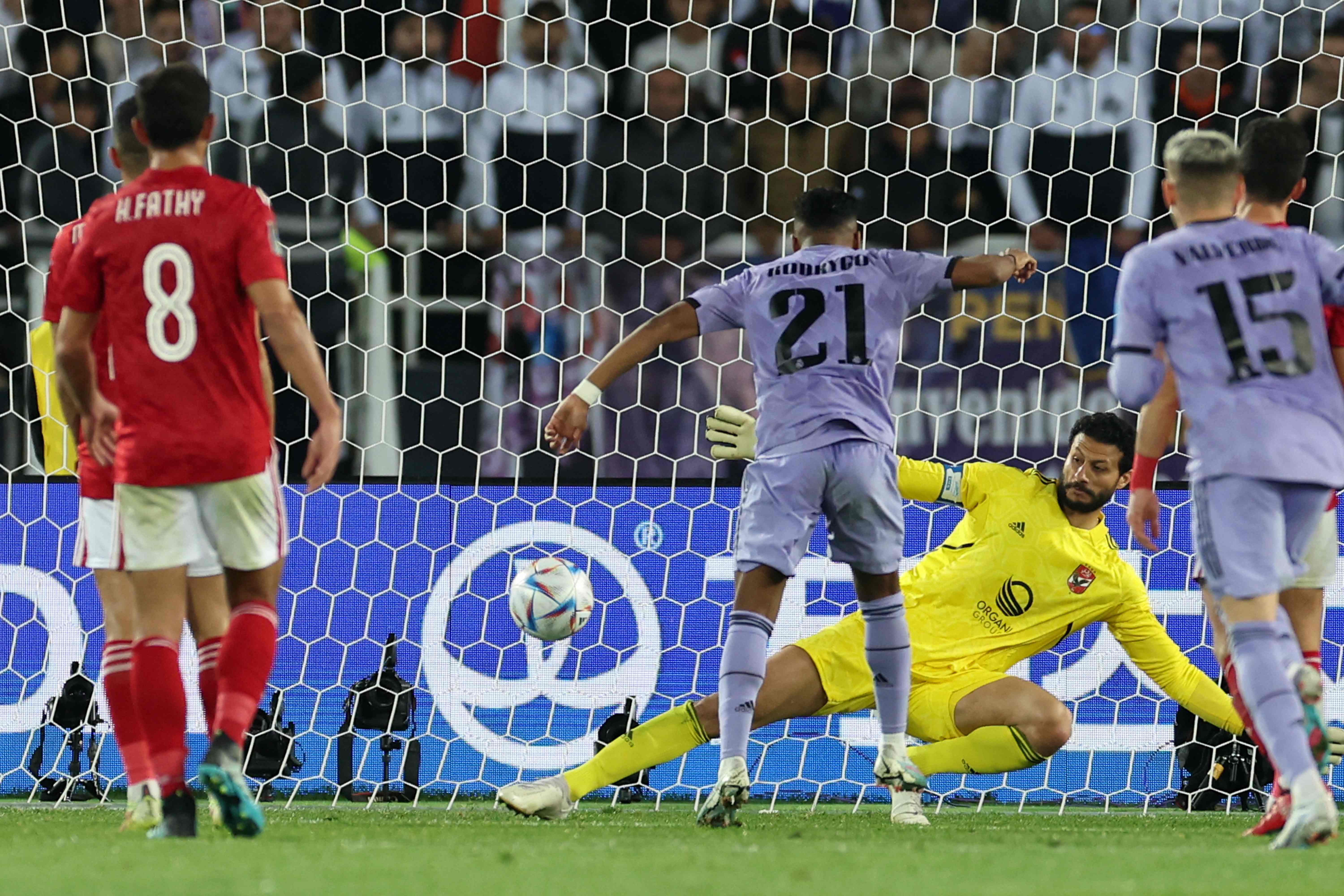  Rodrygo anota el tercer gol del Real Madrid. (Foto Prensa Libre: AFP)