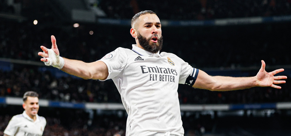 Karim Benzema se viene recuperando de una lesión y podría ver acción en la final del mundial. (Foto Prensa Libre: Real Madrid)