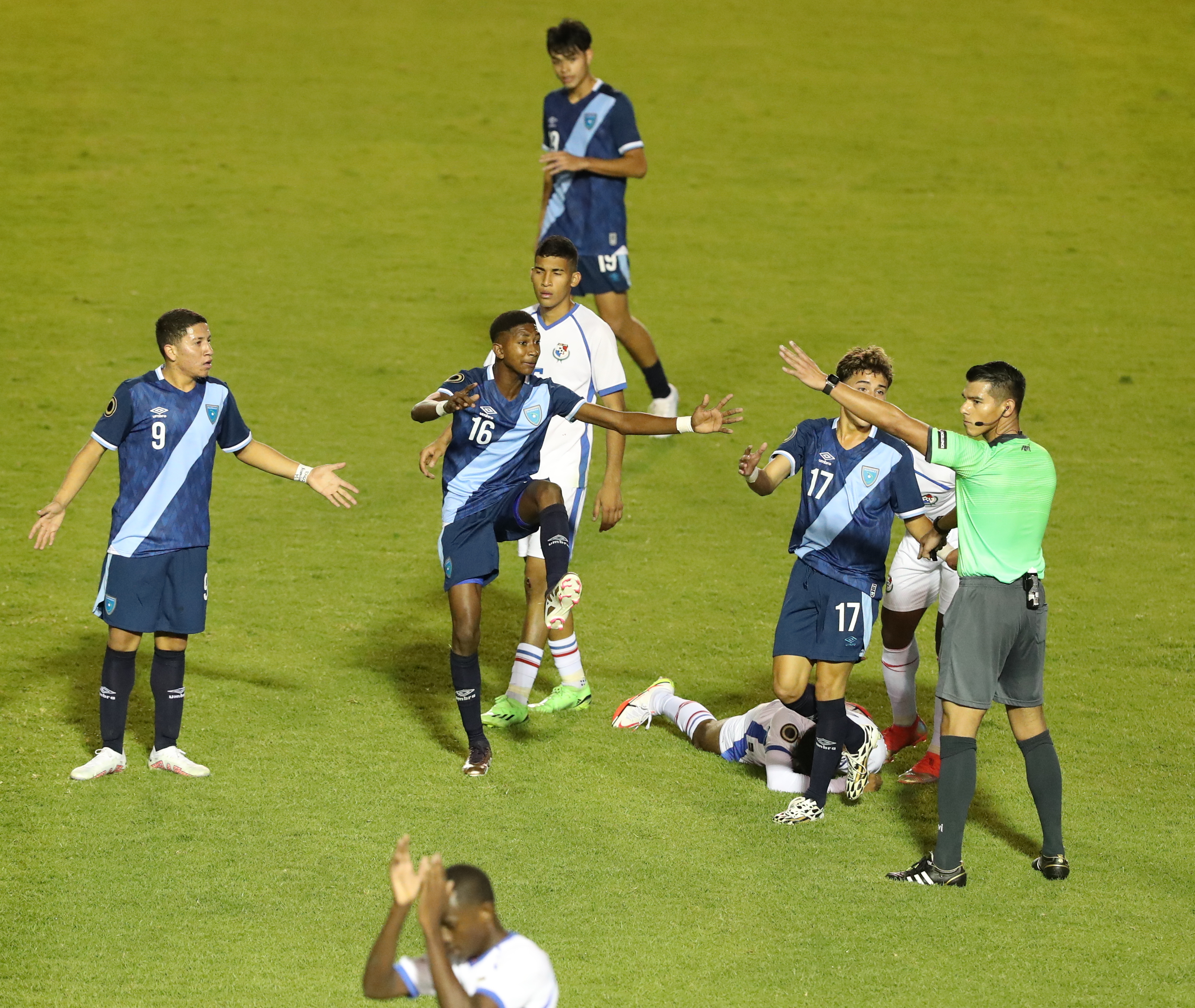 Encuentro de futbol entre Guatemala y Panamá, en el Premundial Sub 17. (Foto Prensa Libre: Esbin García)


Fotografa  Esbin Garcia 11-02-23