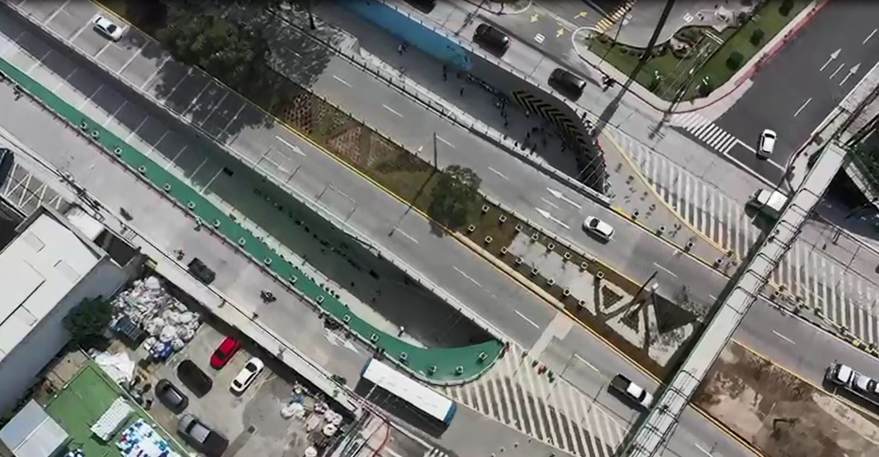 Los cierres en la avenida Petapa se efectuarán a partir del sábado 18 de febrero de 2023, según la comuna capitalina. (Foto Prensa Libre: Captura de pantalla video Municipalidad de Guatemala)