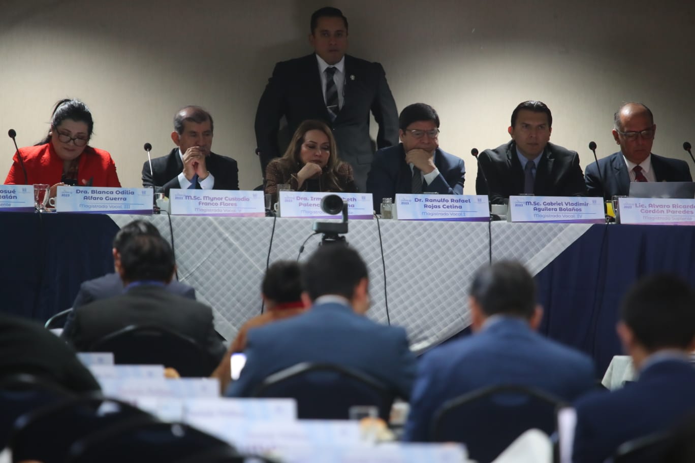 Desde este jueves 16 de febrero, el Pleno del TSE decidió que sus reuniones semanales con partidos políticos, serán públicas. Fotografía: Prensa Libre (Carlos Hernández).
