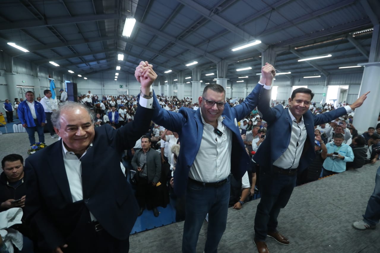 Los magistrados del TSE revocaron la inscripción de Manuel Baldizón como candidato a diputado, el pasado 14 de marzo. (Foto Prensa Libre: Hemeroteca PL) 