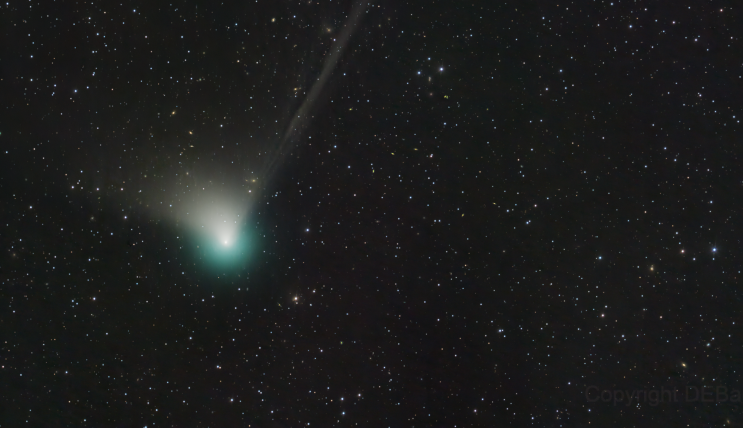 El cometa verde C/2022 E3 (ZTF) se acerca a la Tierra luego de unos 50 mil años. (Foto Prensa Libre: Dan Bartlett)