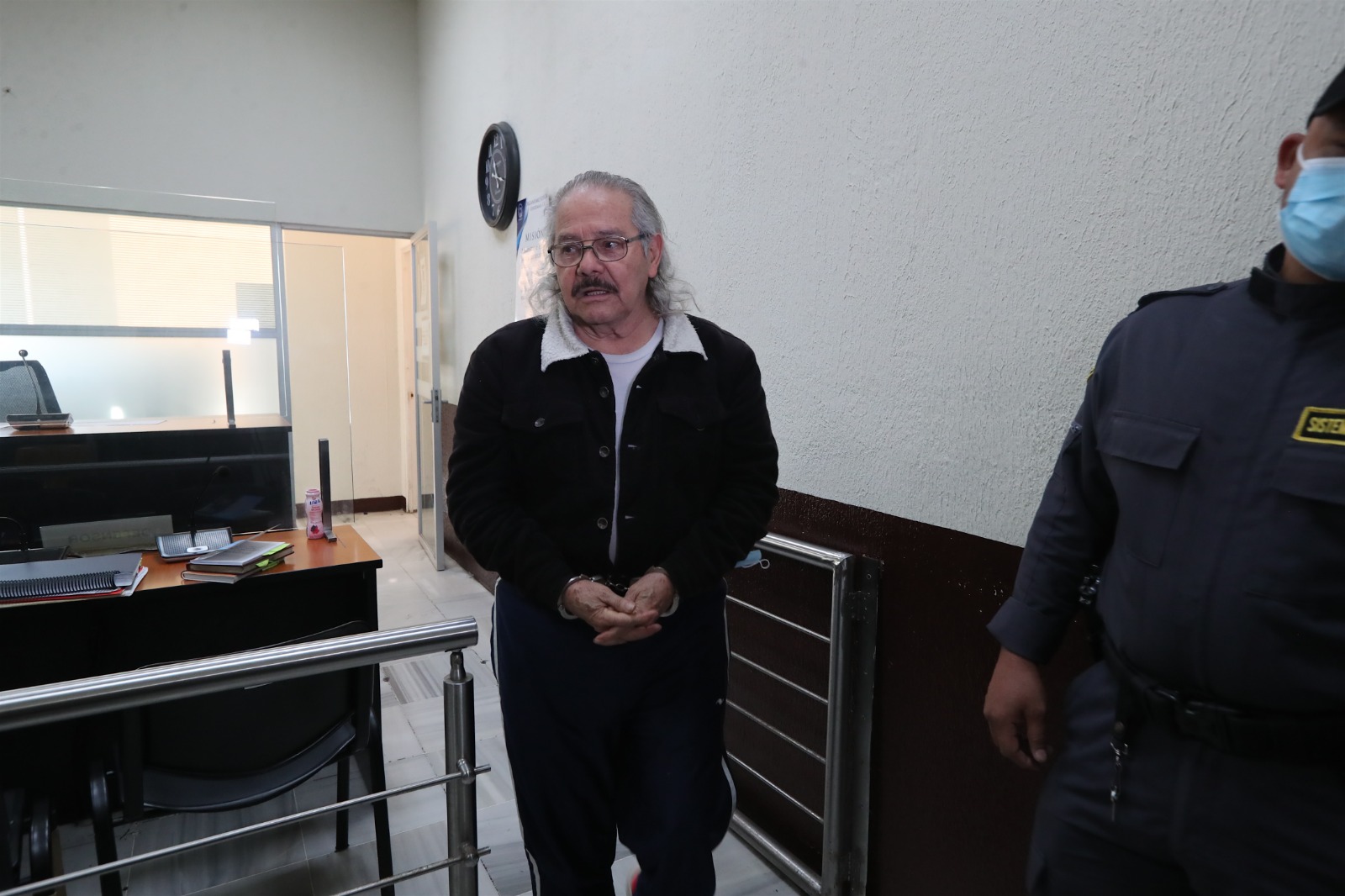Condenan a 5 años de cárcel al exguerrillero César Montes por invasión de fincas en Alta Verapaz