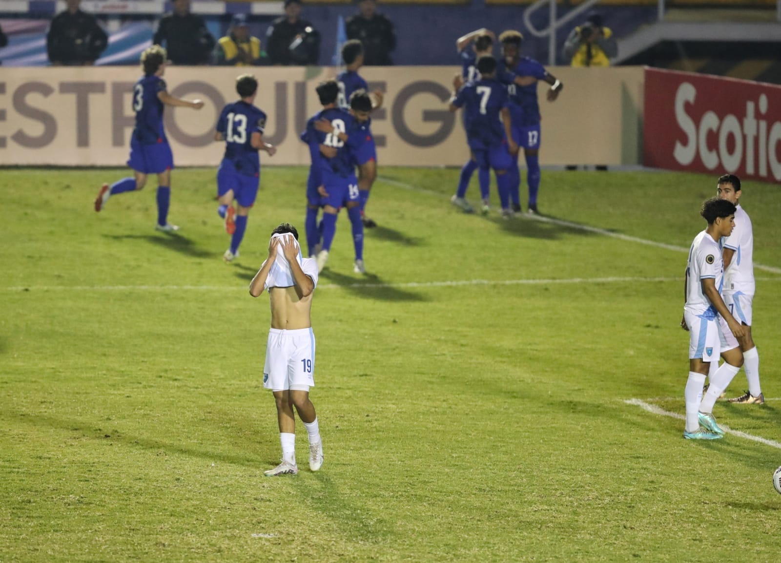 La selección sub 17 de Guatemala se despidió del sueño de clasificar al Mundial de Perú 2023. (Foto Prensa Libre: Esbin García)