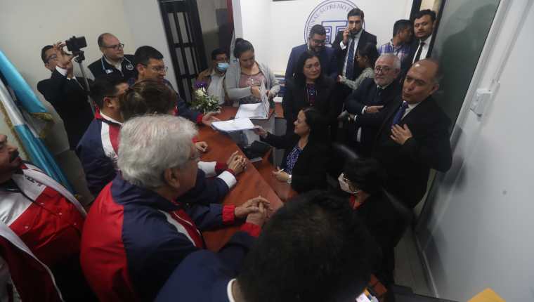 Más de 9 mil candidatos se han inscrito desde que se abrió la convocatoria el pasado 20 de enero de 2023. (Foto Prensa Libre: Juan Diego González)
