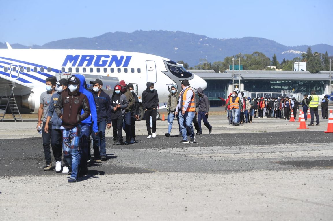 92 niños, niñas y adolescentes que fueron localizados en distintos puntos de México, en su camino a EE. UU., fueron deportados a Guatemala. (Foto Prensa Libre: María José Bonilla)