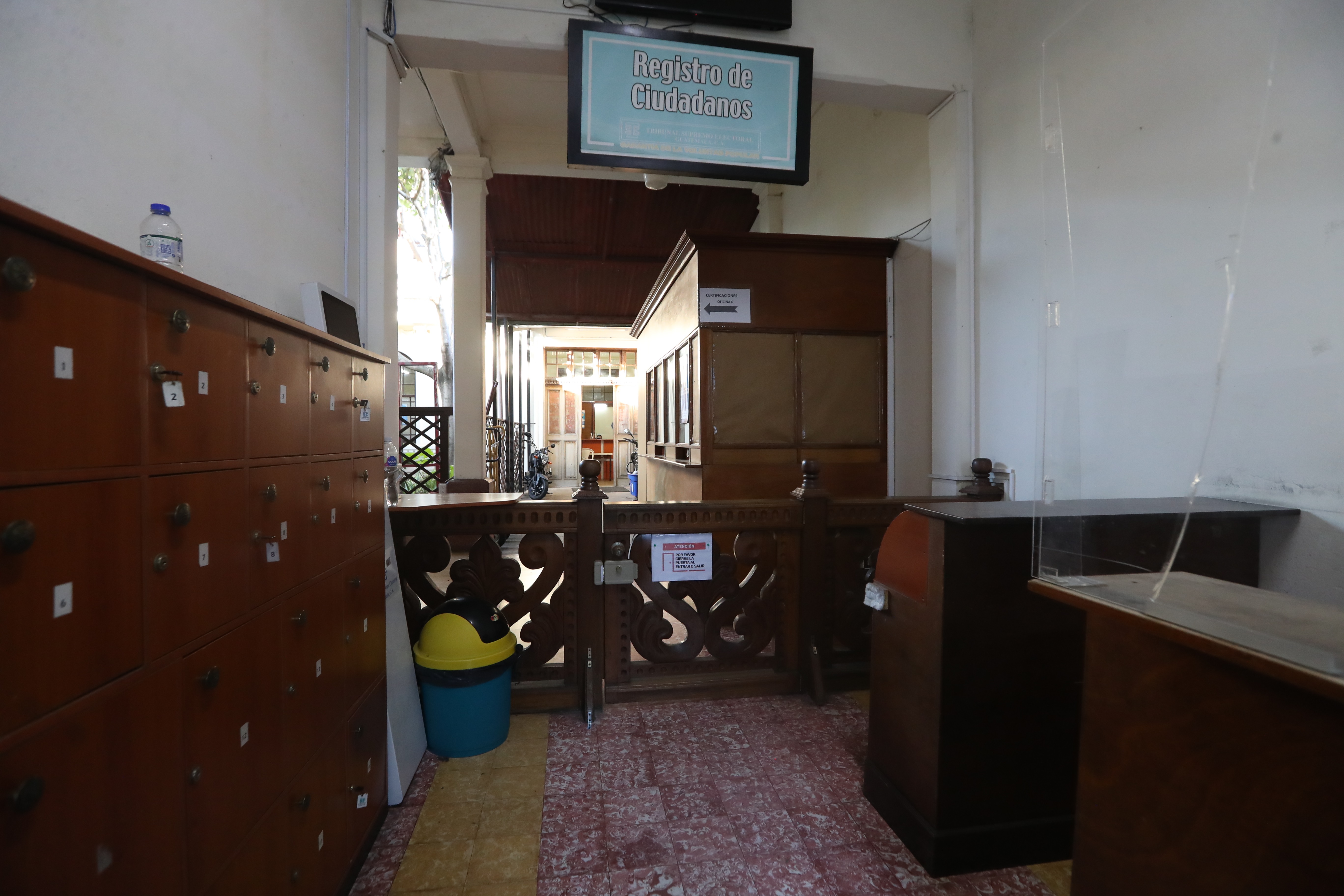 Sede del Registro de Ciudadanos. Esta instancia del Tribunal Supremo Electoral no respondió cuáles son los criterios que utiliza para calificar la idoneidad y honradez de un candidato. (Foto Prensa Libre: Hemeroteca PL)