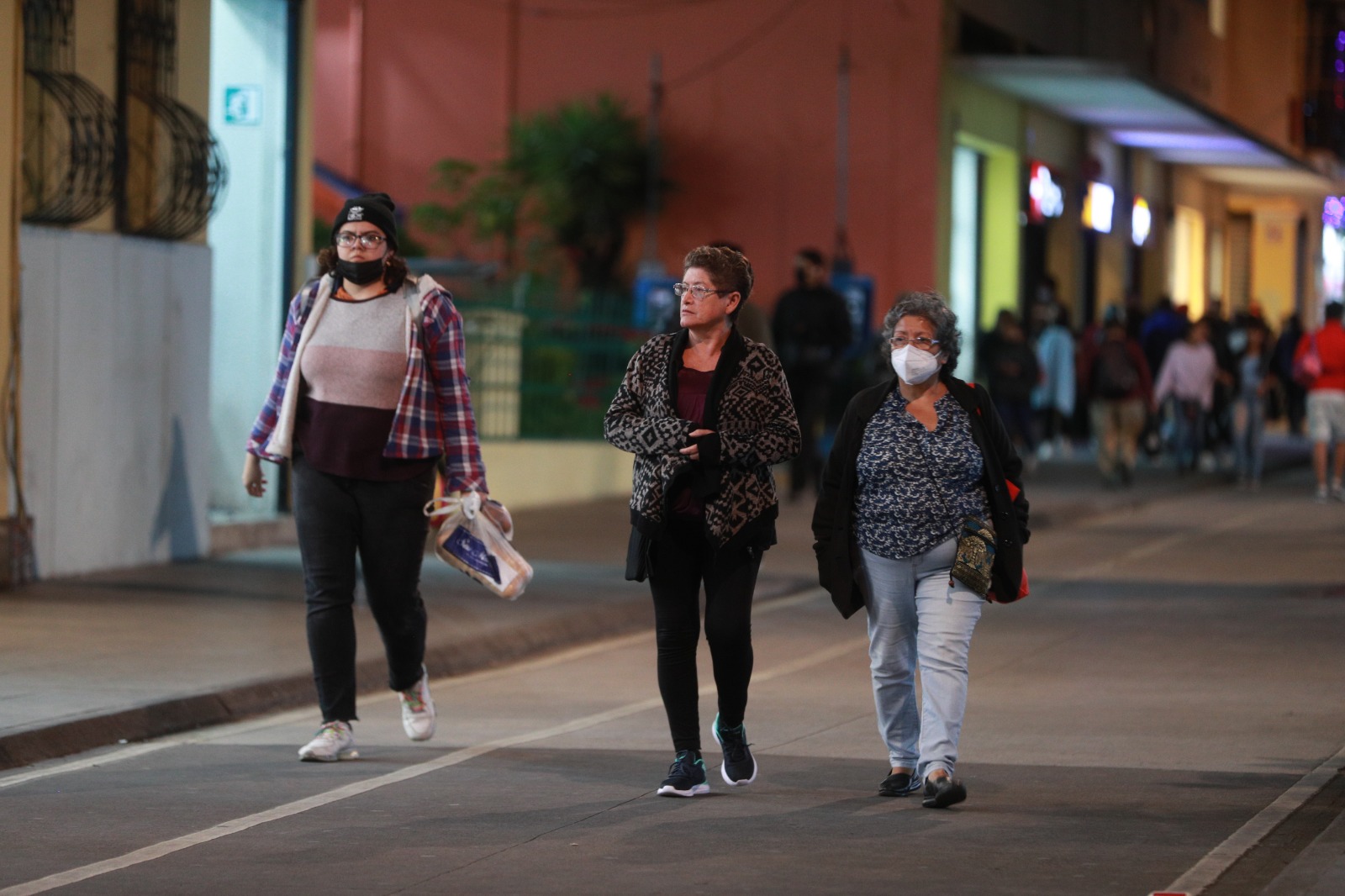 El Insivumeh informó que el descenso de temperaturas continuará registrándose en horas de la noche y madruga. (Foto Prensa Libre: María José Bonilla)