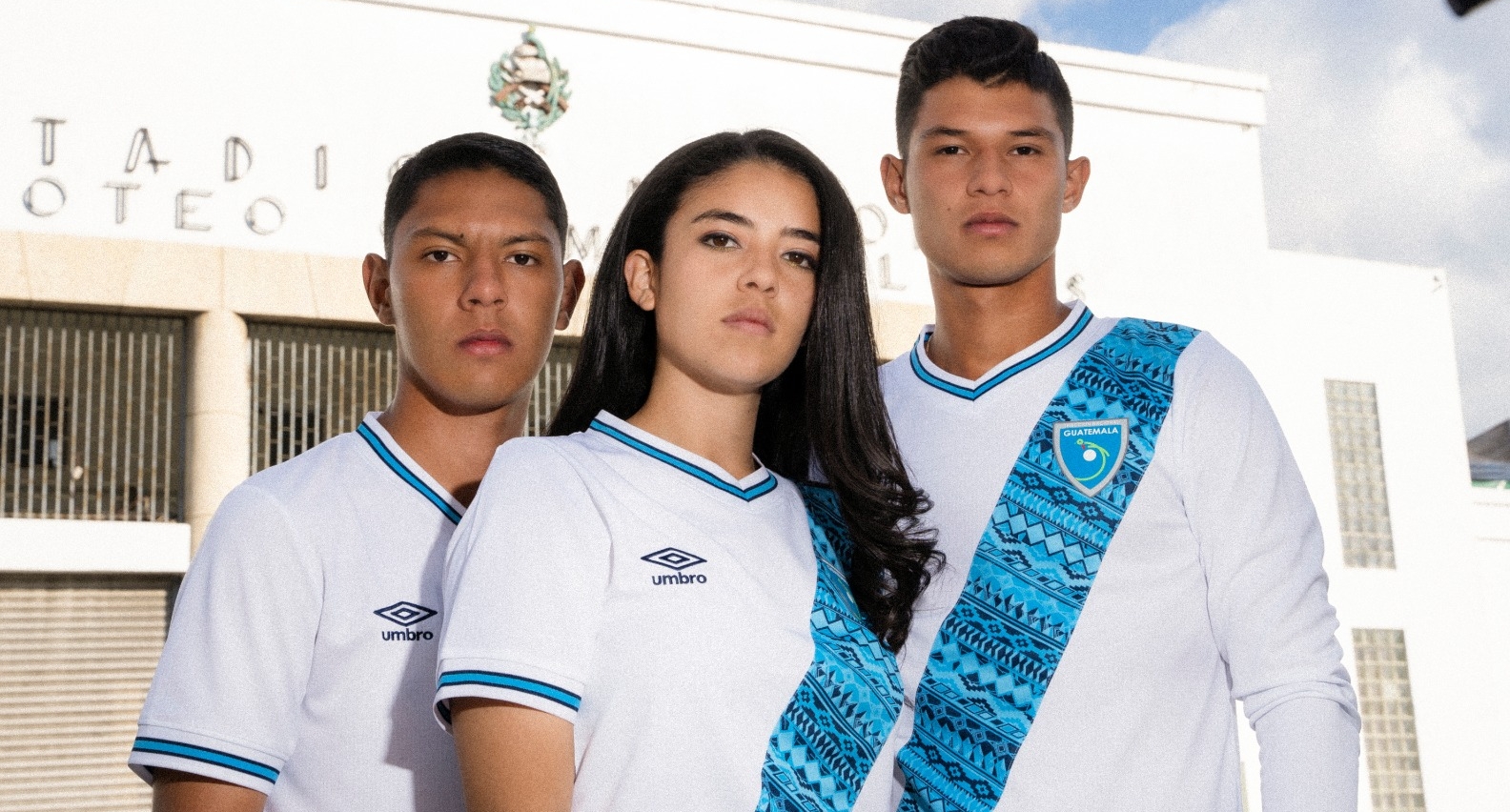 La nueva camisola de la Selección Nacional trae detalles típicos. (Foto Prensa Libre: Fedefut)