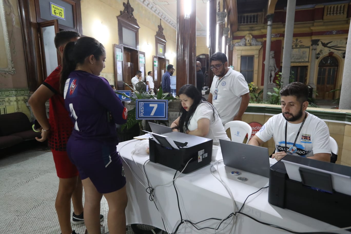 Elecciones Generales 2023: Las mujeres son mayoría en el padrón electoral 2023