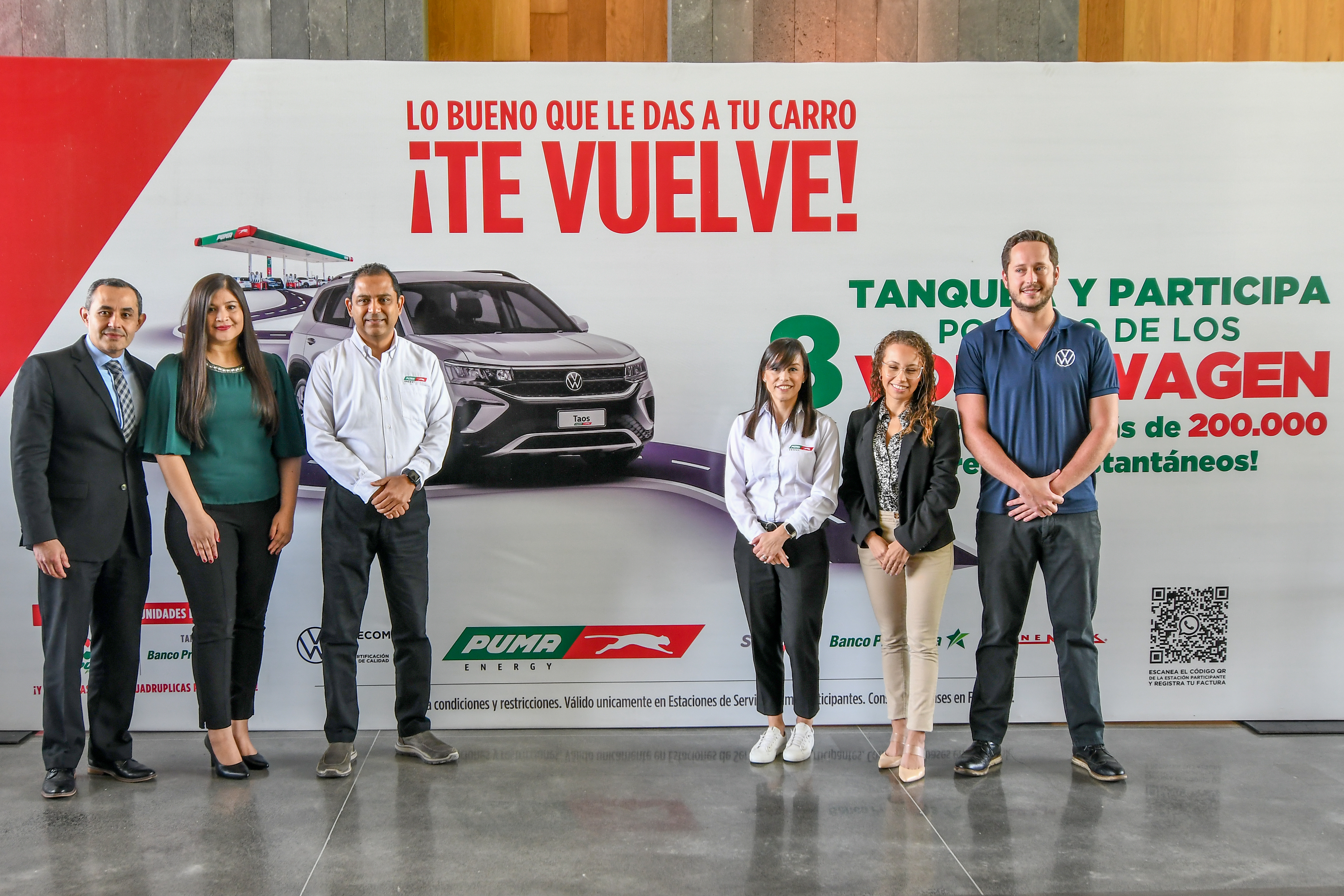 Ejecutivos de Puma Energy Guatemala y patrocinadores presentaron la millonaria promoción. Foto Prensa Libre: Sergio Muñoz
