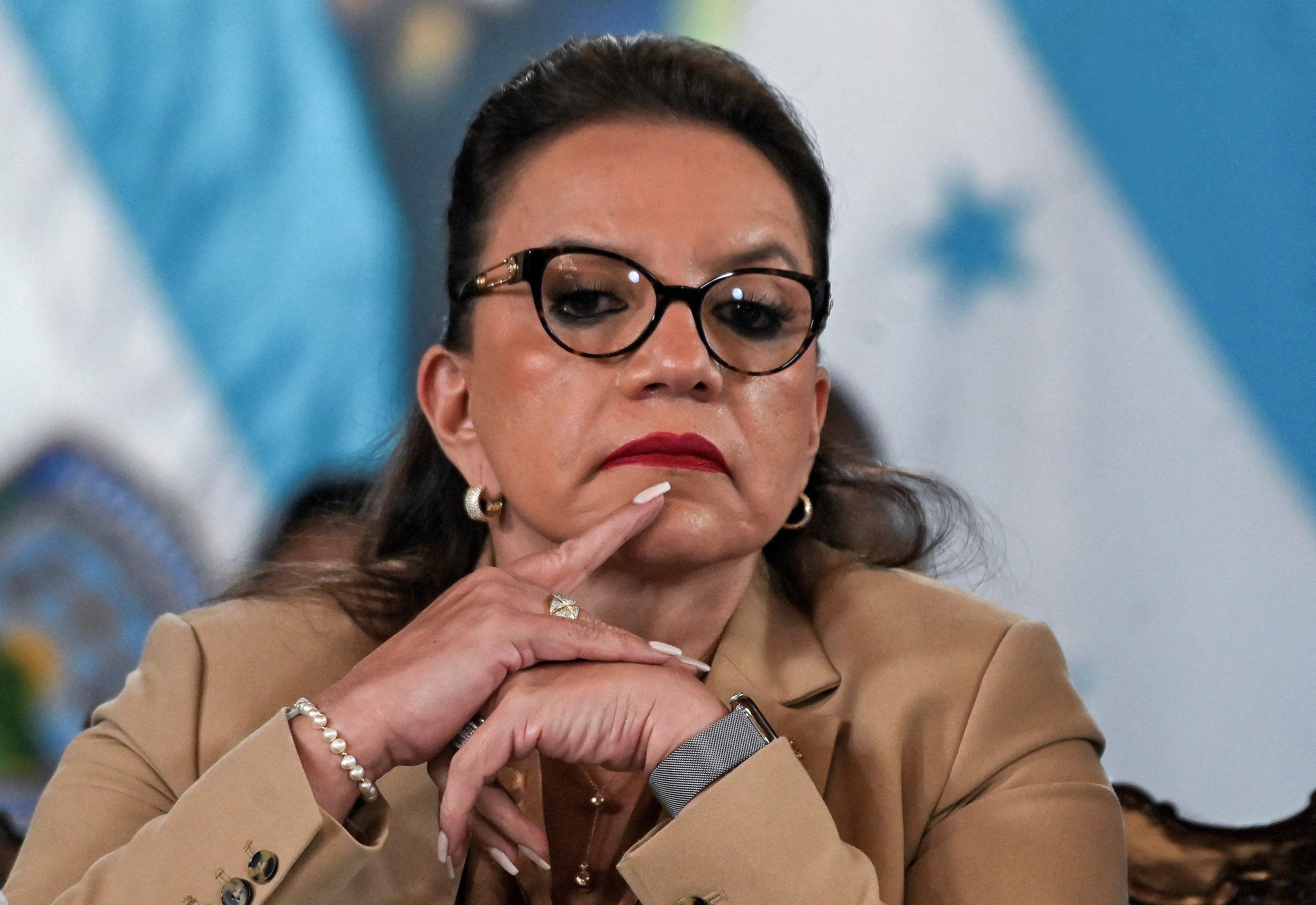 Foto de archivo de la presidenta de Honduras Xiomara Castro, quien anunció que abrirán relaciones diplomáticas con China. (Foto Prensa Libre: AFP)
