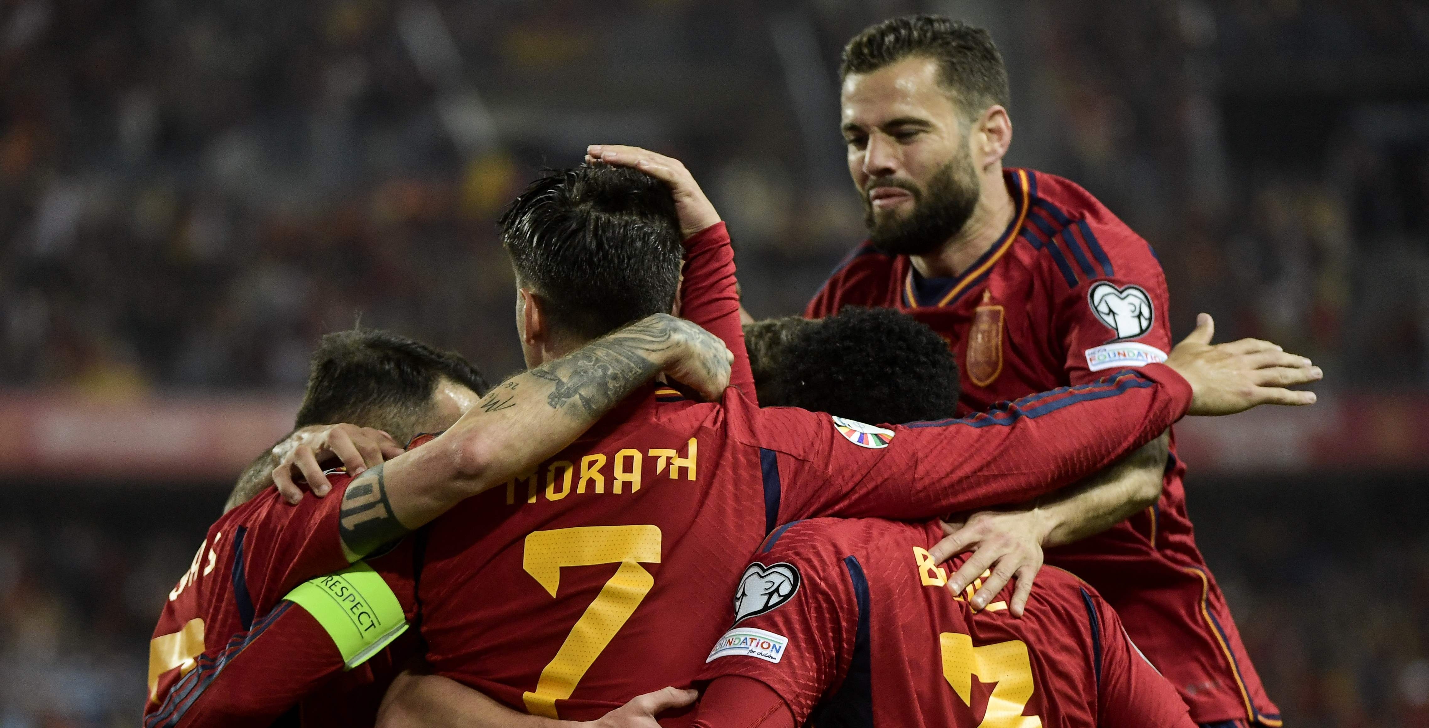 Dani Olmo fue quien abrió el marcador ante Noruega. Foto Prensa Libre (AFP)