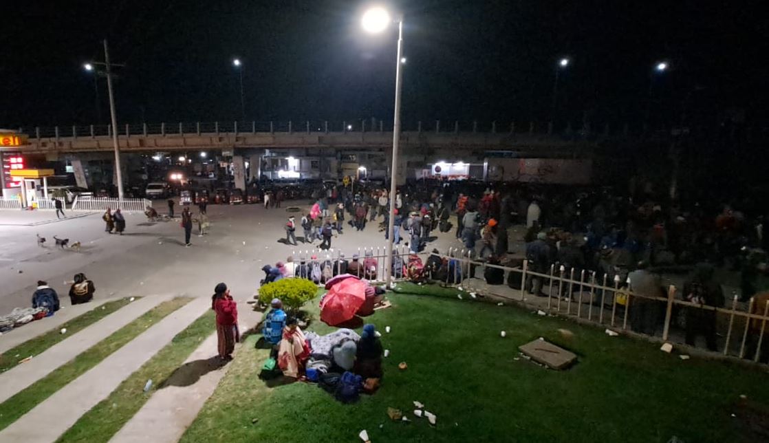 Integrantes de los 48 Cantones de Totonicapán cumplieron 24 horas de bloqueo en 9 lugares de la ruta Interamericana a Occidente y RN-1. (Foto Prensa Libre: Mynor Toc)