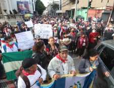 Militares veteranos han manifestado para pedir un pago por servicios prestados durante el conflicto armado interno. (Foto Prensa Libre: HemerotecaPL)