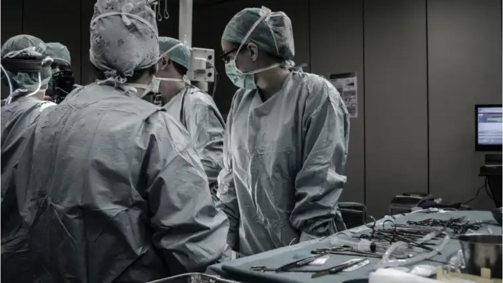 Médicos son señalados de haberle extraído un riñón a un paciente a quien le dieron un diagnóstico falso. (Foto de referencia Prensa Libre: Unsplash)
