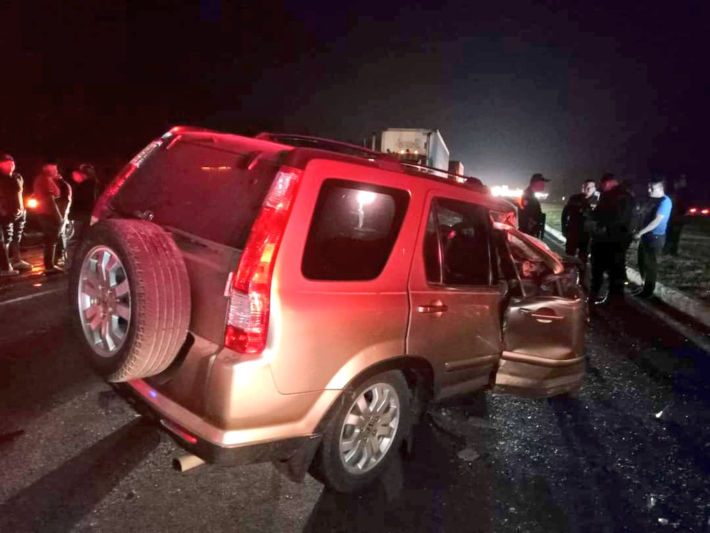 Dos personas murieron en un accidente de tránsito en el km 42 de la ruta al Pacífico, autopista Palín – Escuintla. (Foto Prensa Libre: Provial)
