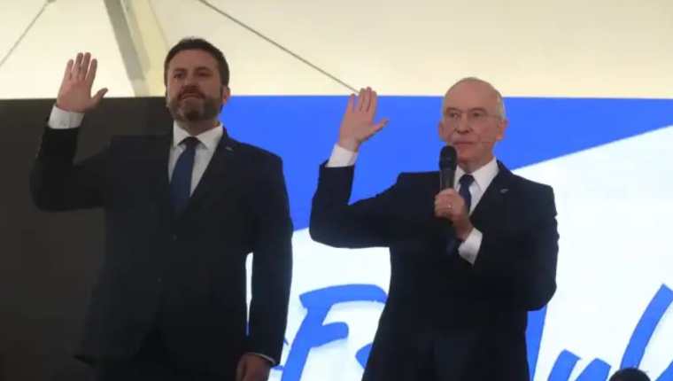 Edmond Mulet y Max Santa Cruz fueron proclamados como dupla presidencial del Partido Cabal para las elecciones 2023. (Foto Prensa Libre: Juan Diego González)
