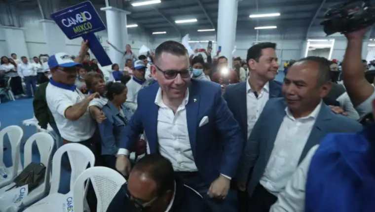Manuel Baldizón, quien fue condenado por lavado de dinero en Estados Unidos, fue proclamado candidato a diputado por el partido Cambio. (Foto Prensa Libre: HemerotecaPL)