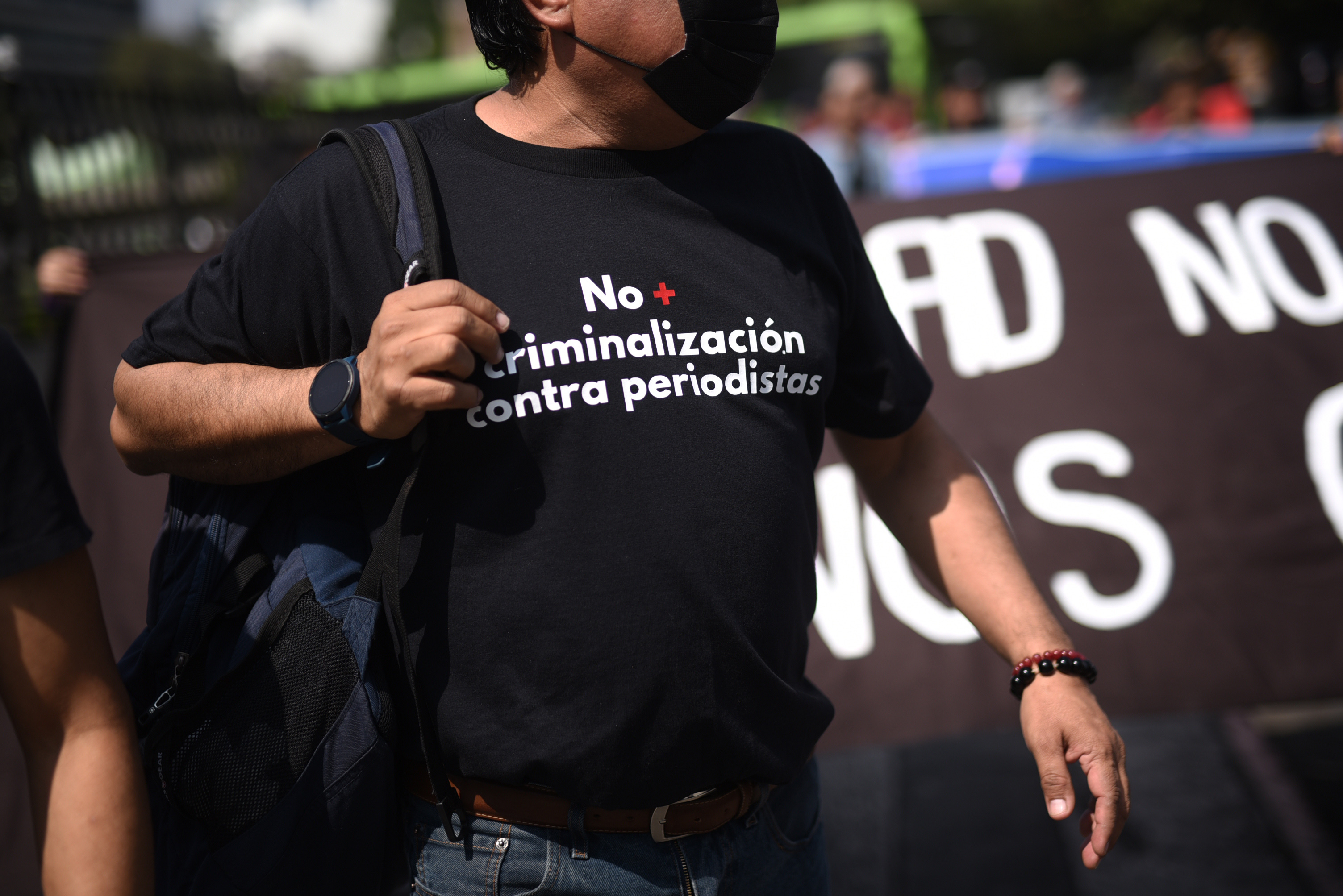 Periodistas de Guatemala exigen que se respete la libertad de prensa. (Foto Prensa Libre: EFE)