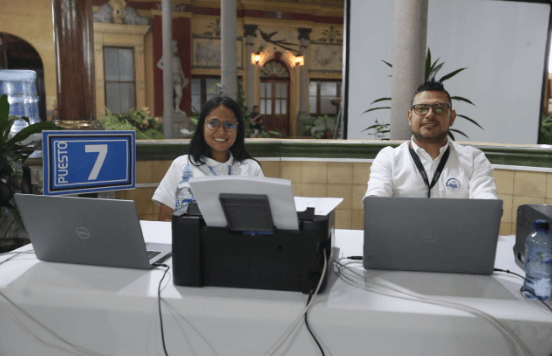 TSE habilita mesas en su sede central para empadronar