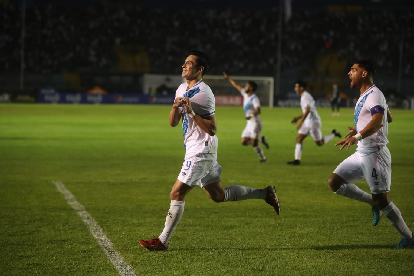 Rubio Rubín fue el autor del primer gol de la Selección de Guatemala ante Guayana Francesa. Foto Prensa Libre (Juan Diego González)