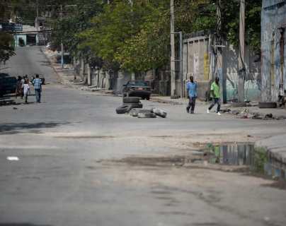 Violencia en Haití: enfrentamiento entre pandillas y francotiradores deja más de 530 muertos (control territorial, precariedad y miles de desplazados)