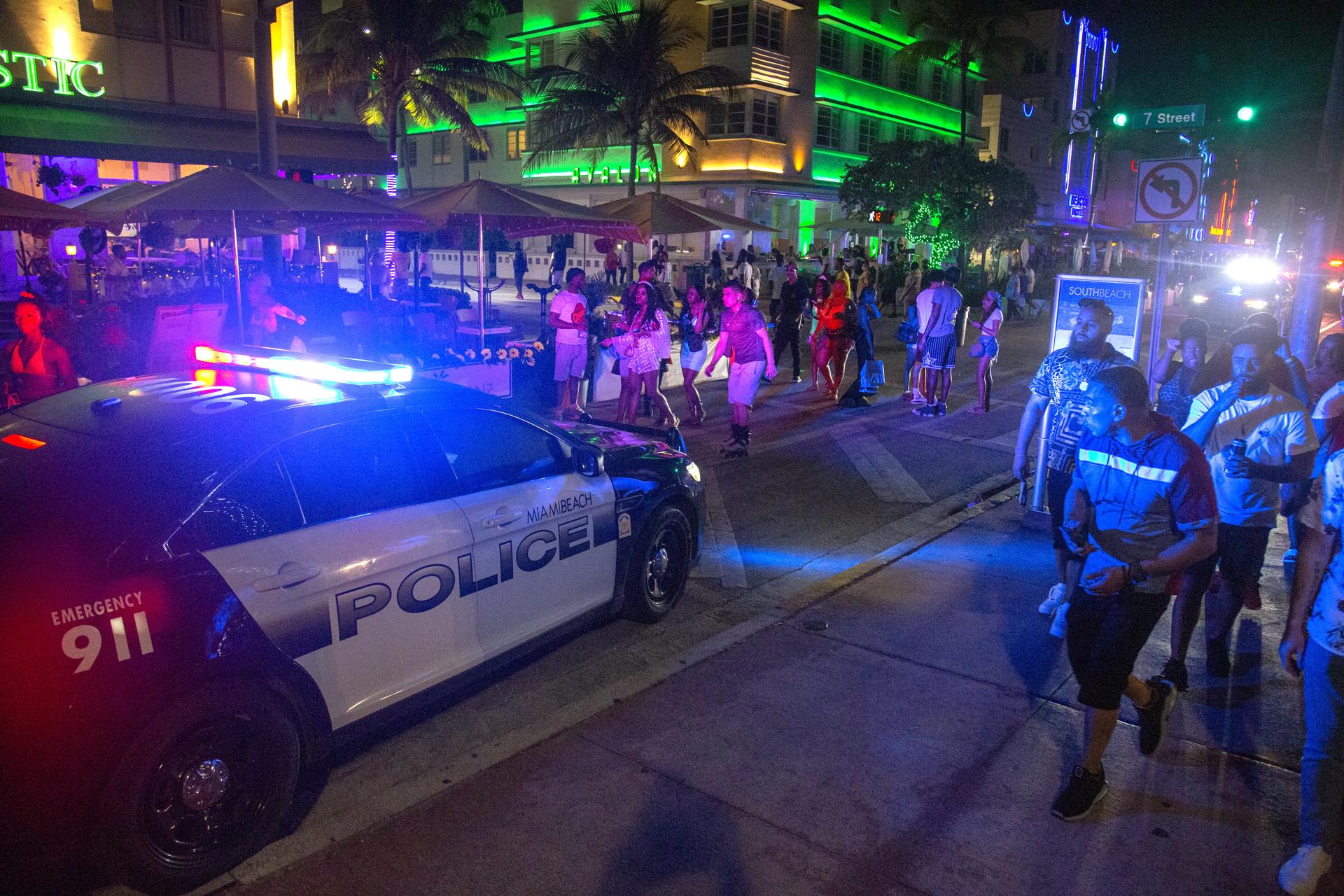 Miami Beach: Los tiroteos que llevaron a la ciudad a imponer toque de queda
