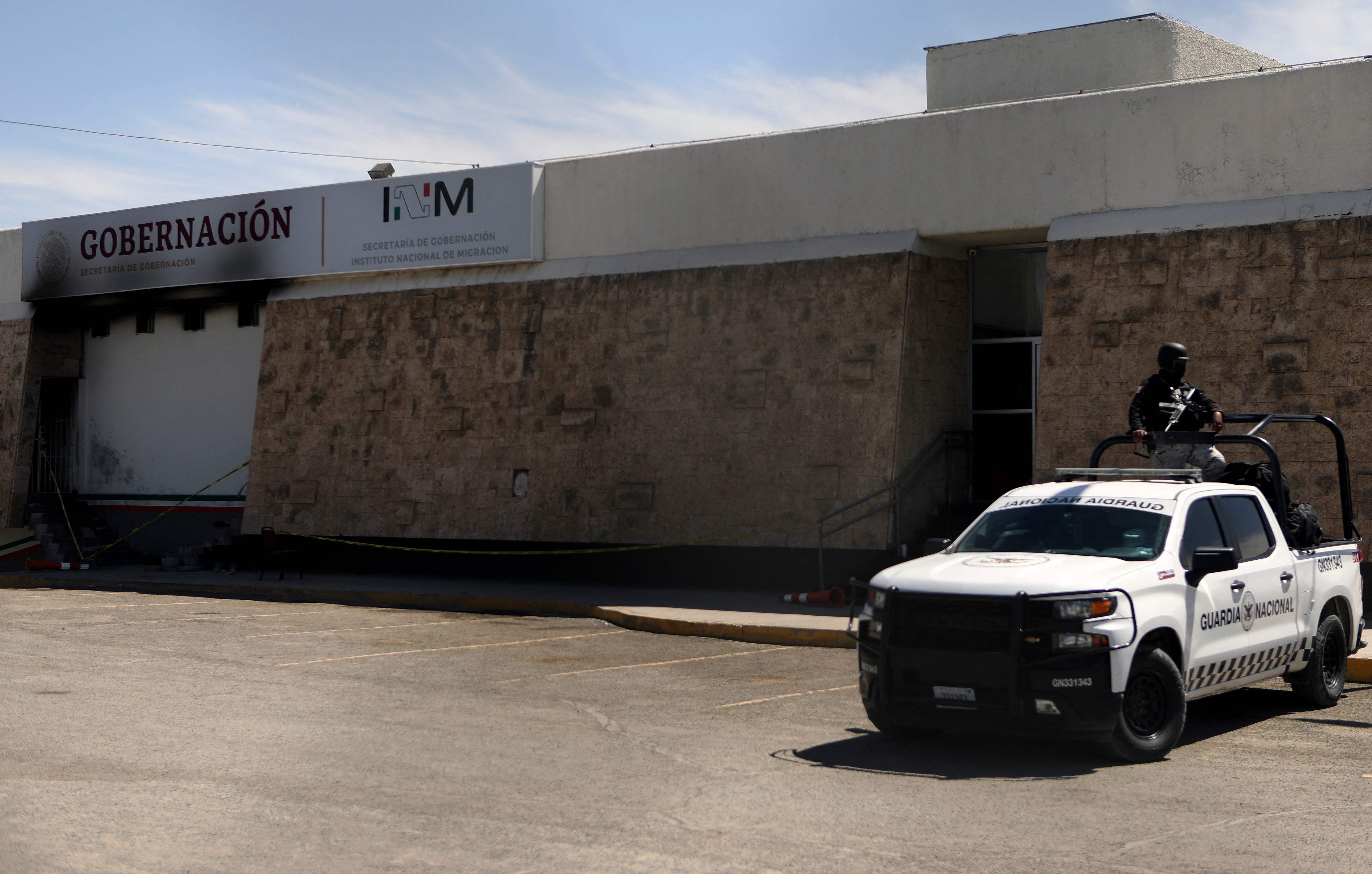 Centro de procesamiento donde el lunes por la noche murieron 39 migrantes al producirse un incendio de cual no se han establecido oficialmente las causas. (Foto Prensa Libre: AFP)
