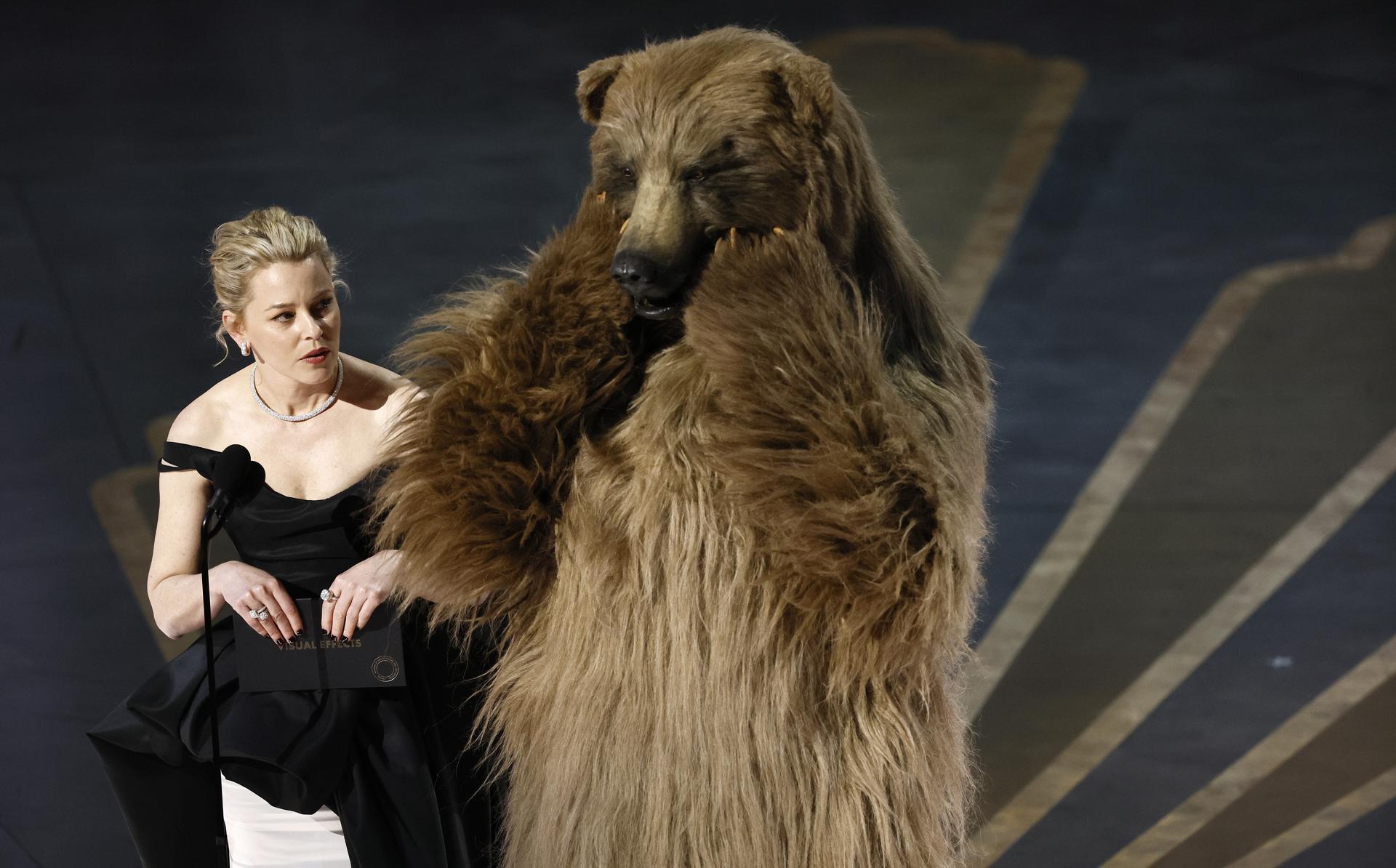 oso gigante en los Óscar