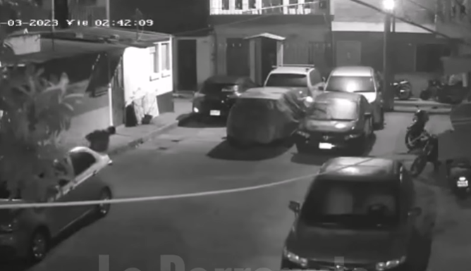 Video muestra el momento en que roban insignias de carros en zona 6 (y esto responde la PNC sobre los hechos)