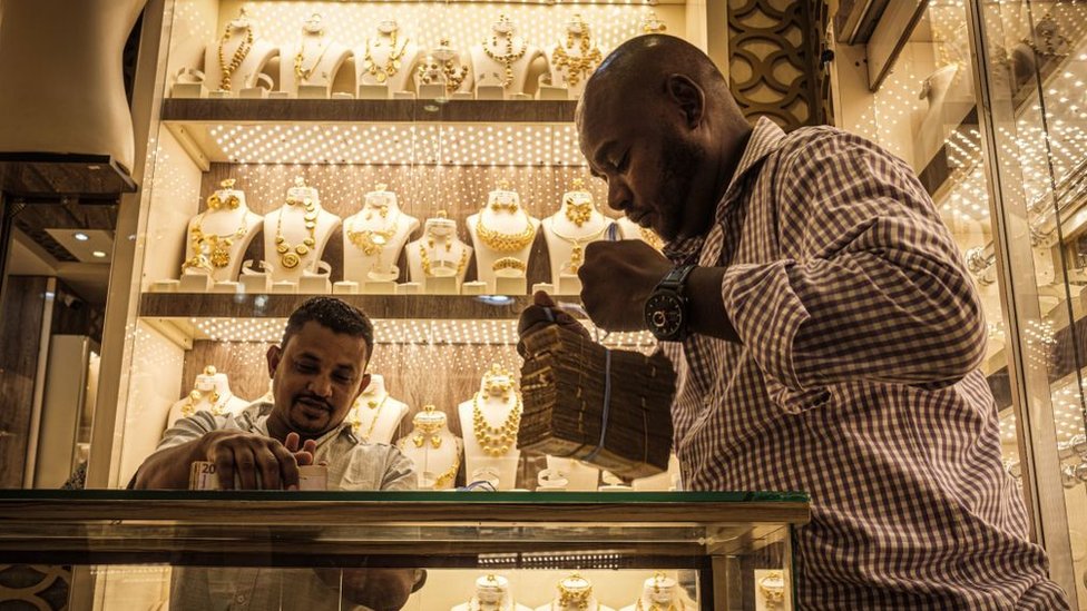 El oro se ha convertido en una de las principales fuentes de ingresos para Sudán.
GETTY IMAGES
